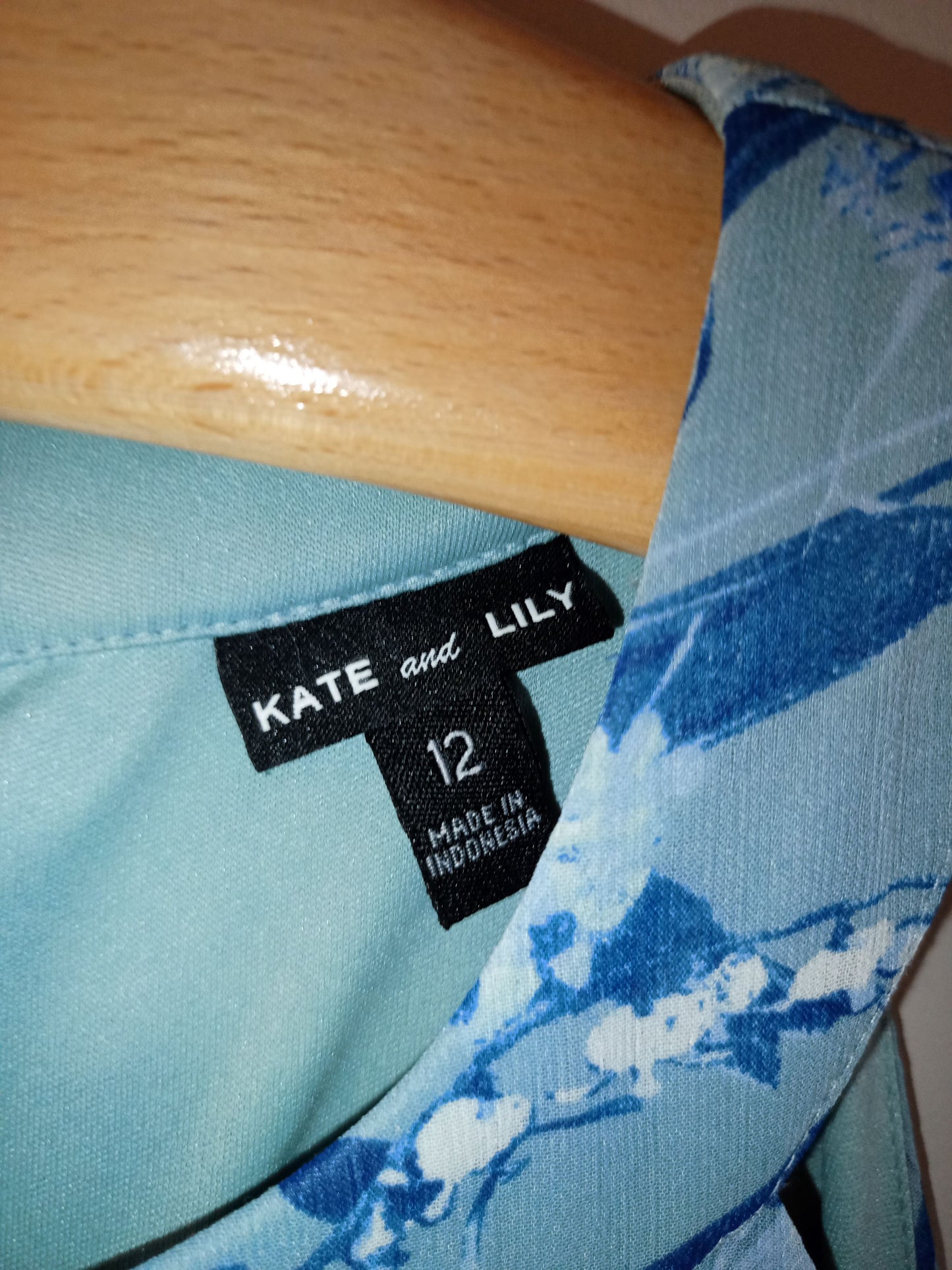 Kate and Lily Blue Floral Summer Dress Size 12