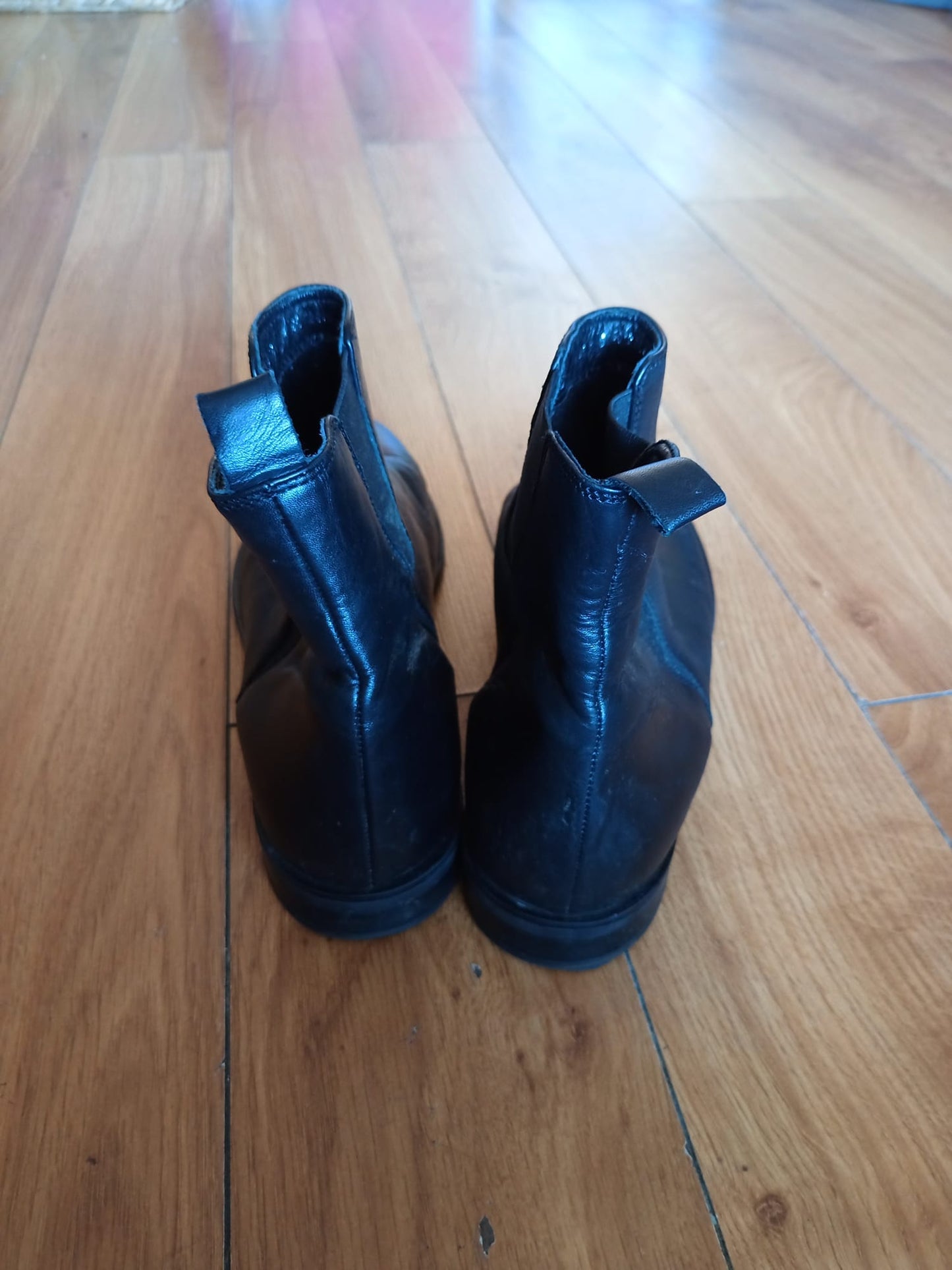 Dunnes Leather Chelsea Boots Black Size 41