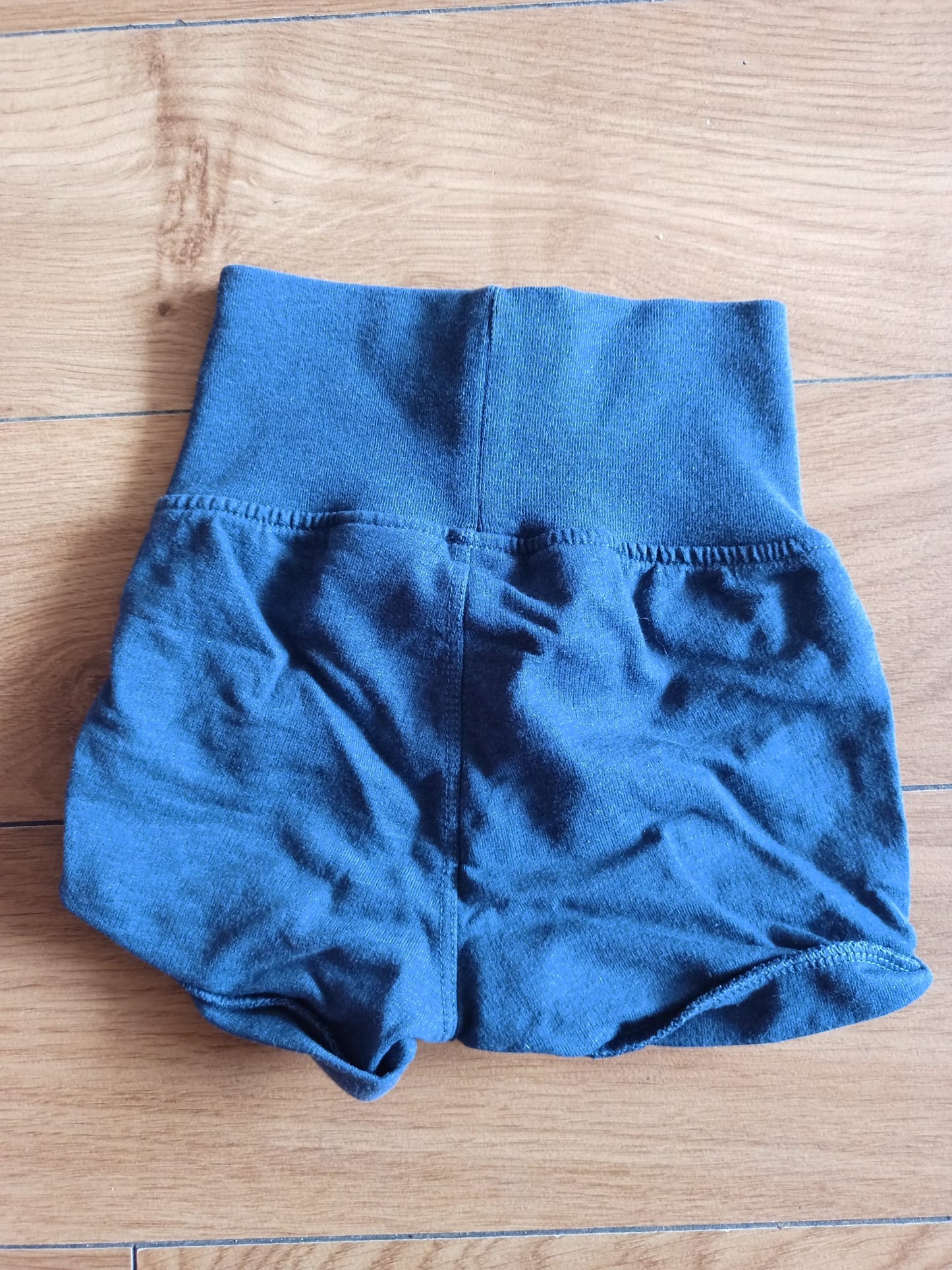 H&M Shorts Age 4-6 Months