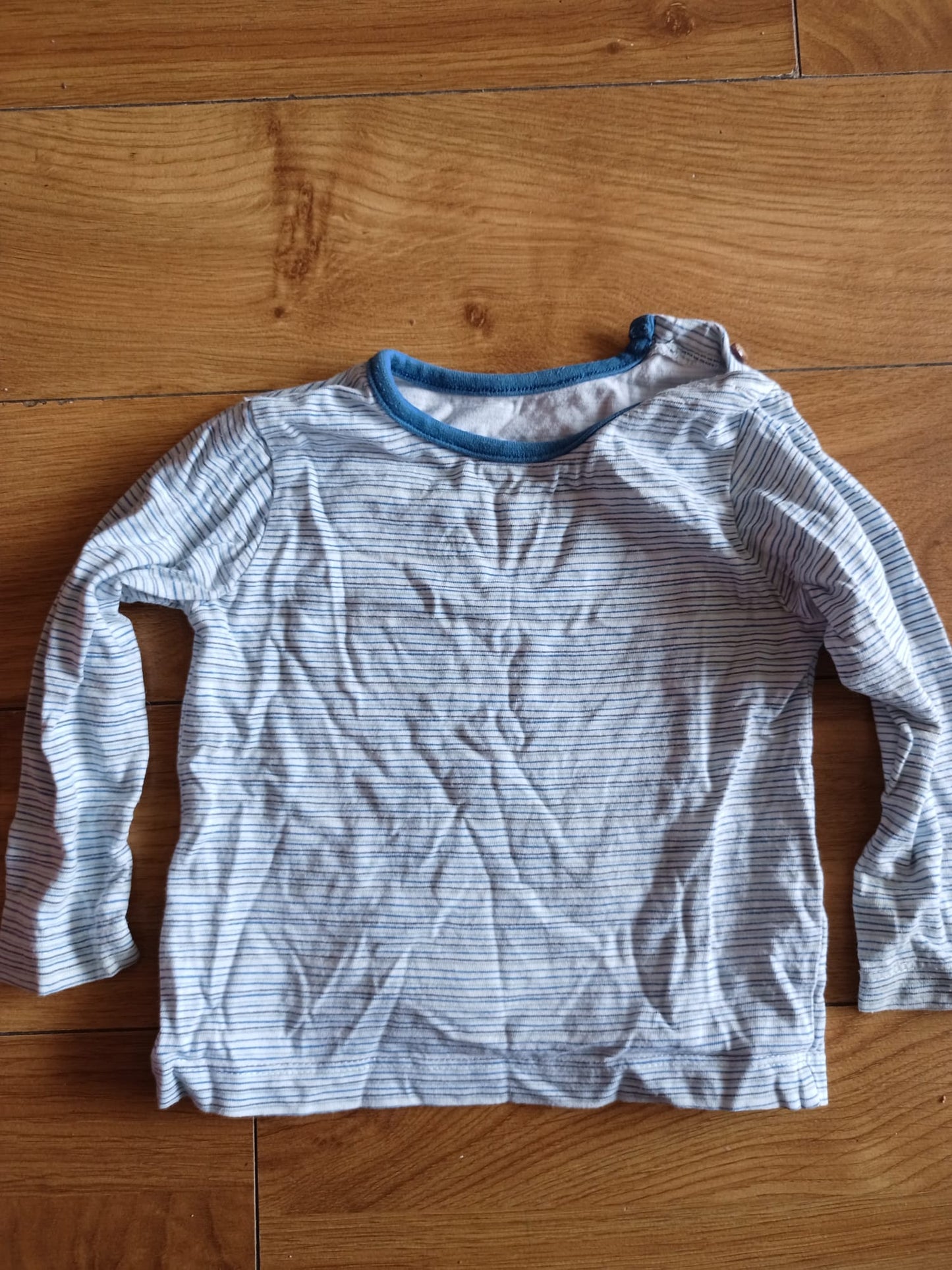 Dunnes T-Shirt Age 6-9 Months