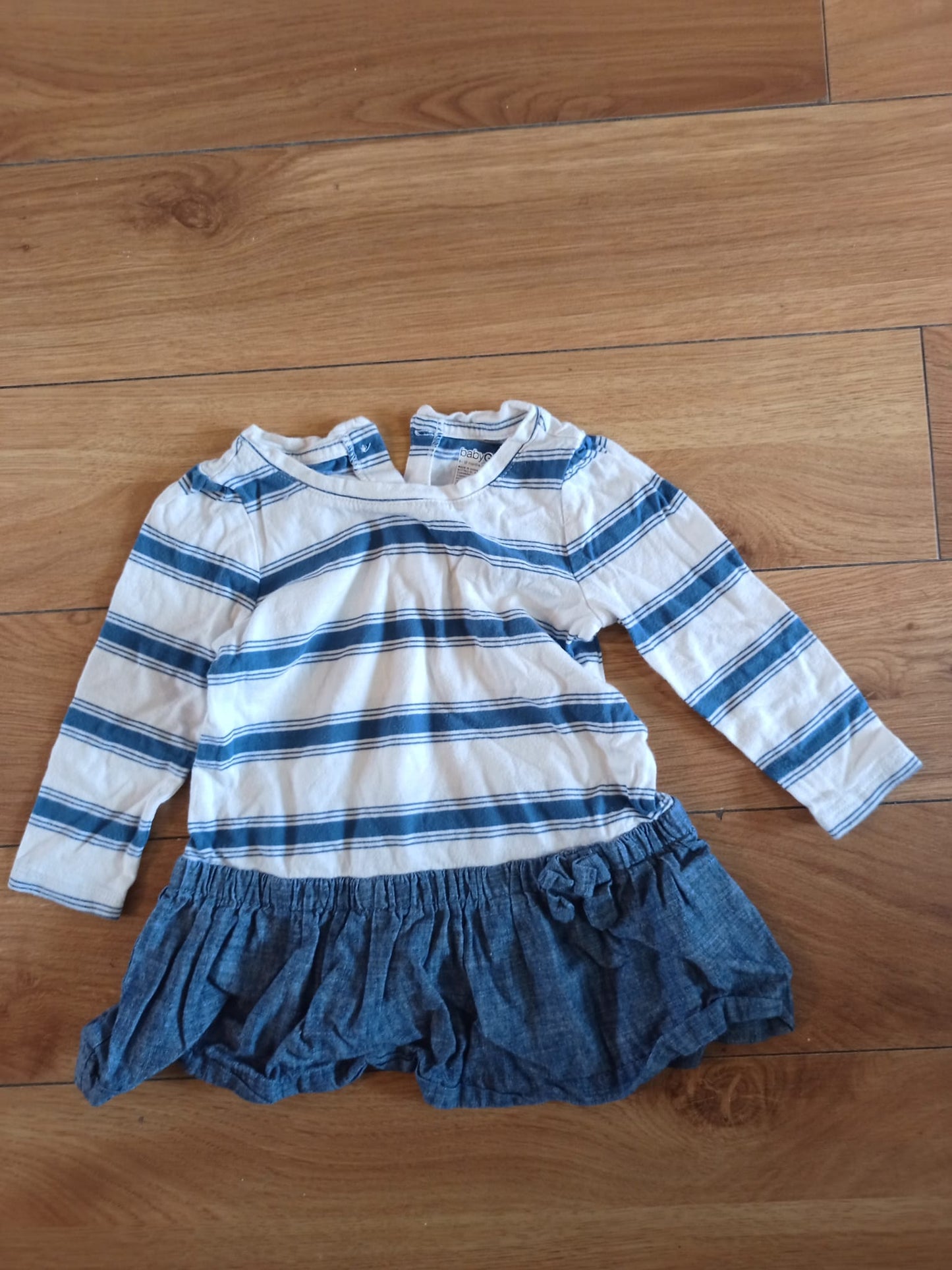 BabyGap Dress Age 6-12 months
