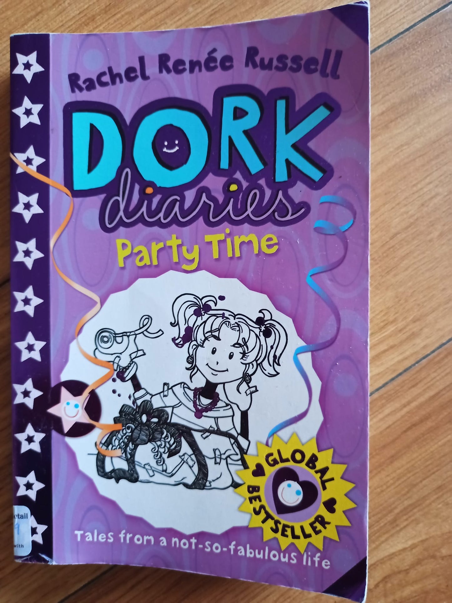 Dork Diaries Party Time by Rachel Renee Russell