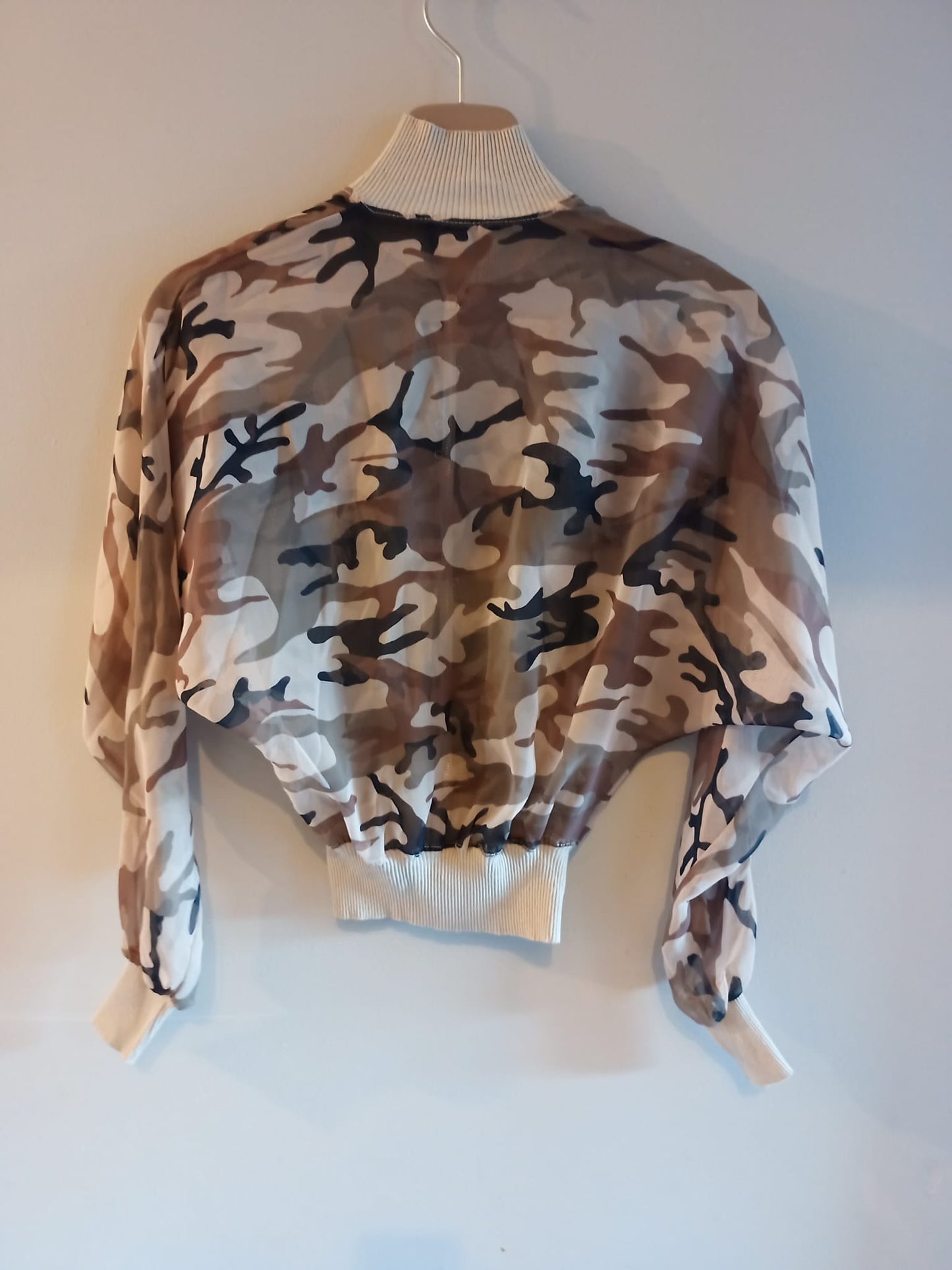 New Park Camo Zip-up Top Size Small Approx