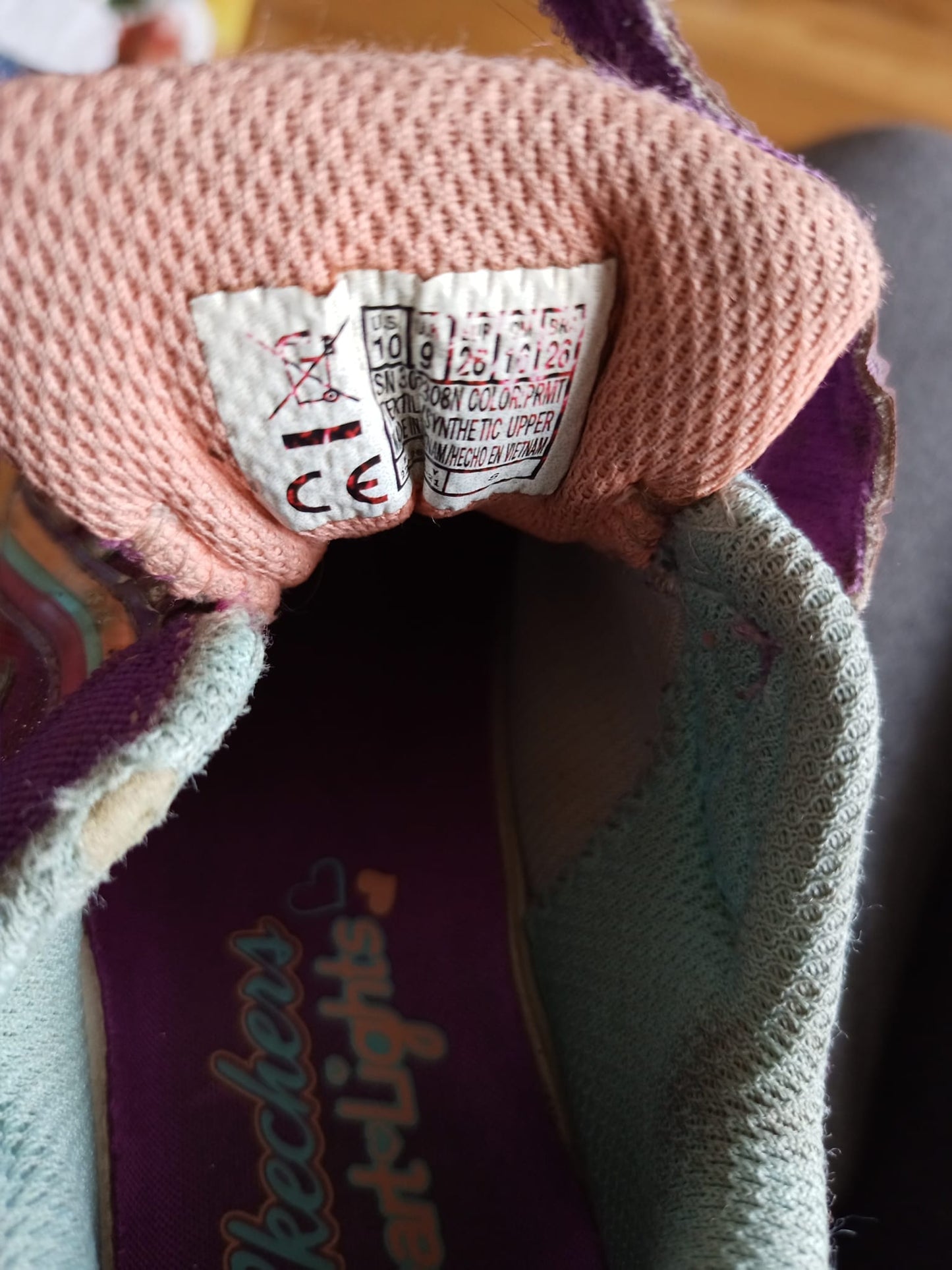 Sketchers Runners Trainers Size 9