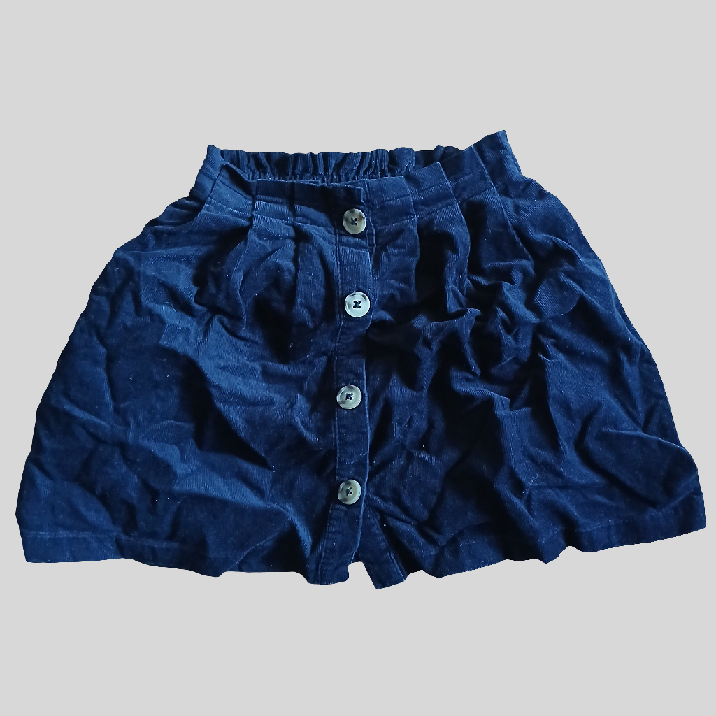 Dunnes Navy Skirt Age 8