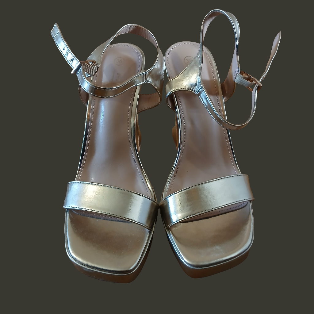 "MIA" Gold Metallic High Heeled Shoes Size 3/3.5 eur 36