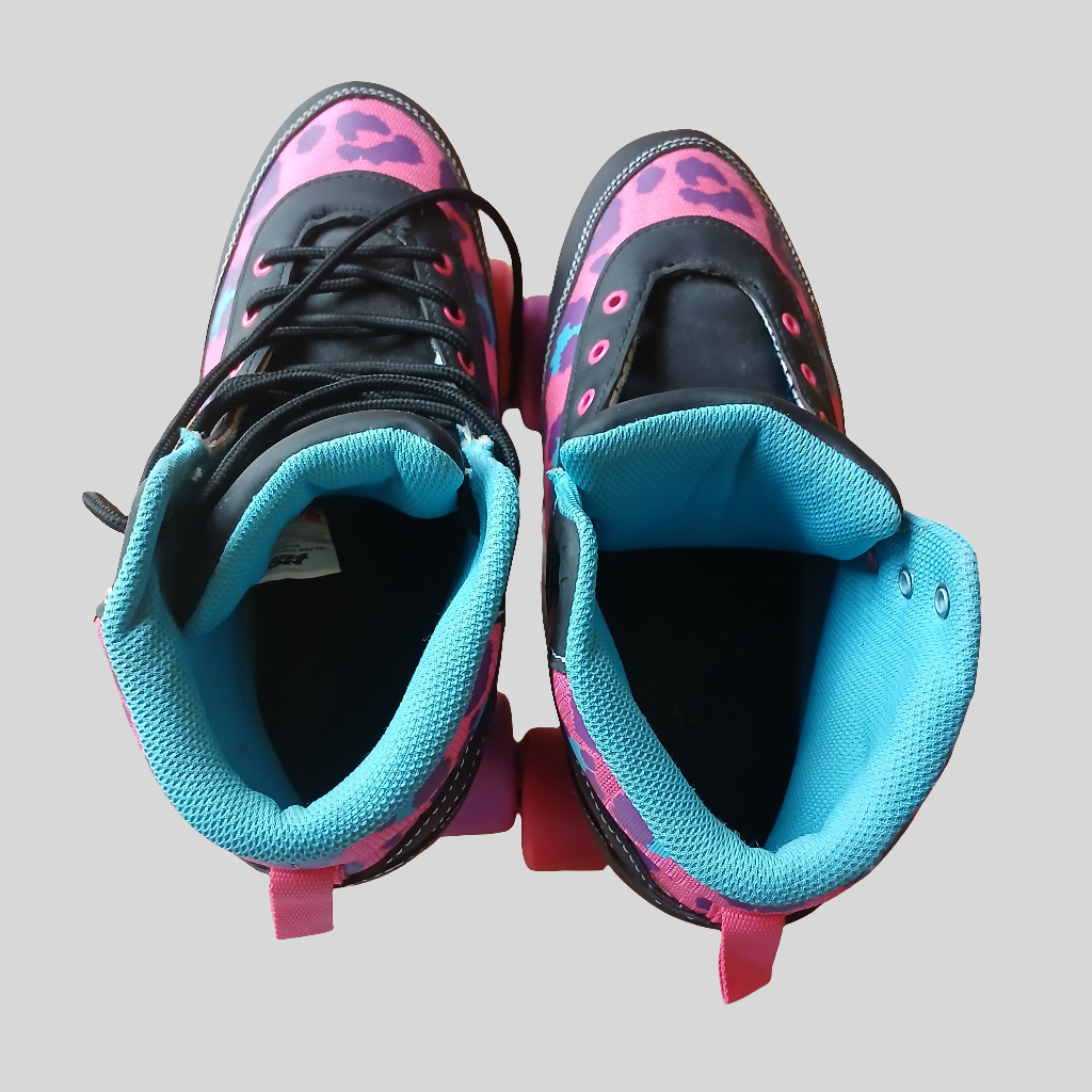 No Fear Adult Roller Skates Size 7