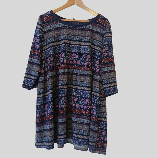 Patterned Dress Size 22/24