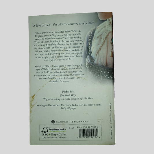 The Queen's Sorrow by Suzannah Dunn