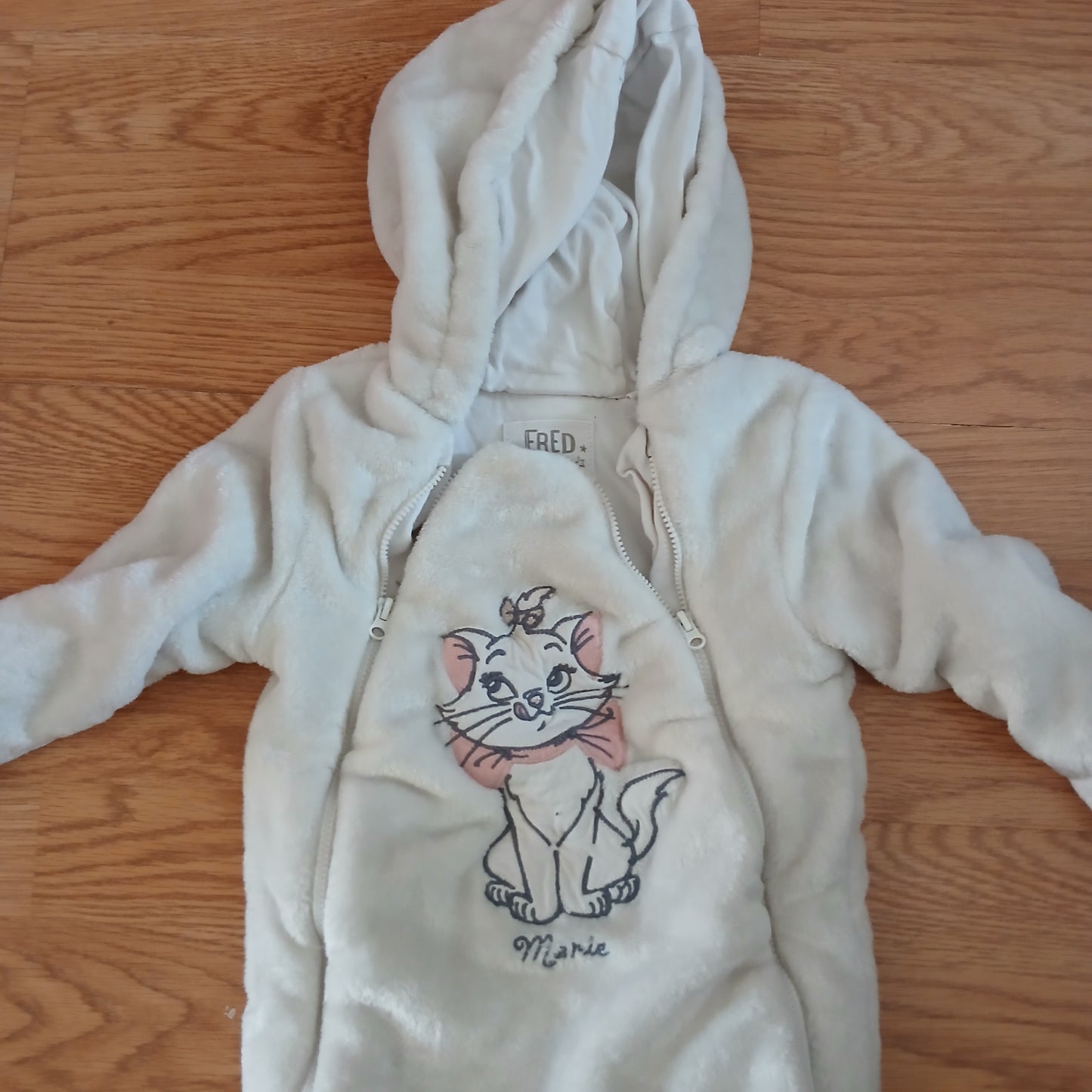 F&F Aristocats Snowsuit Age 12-18 months