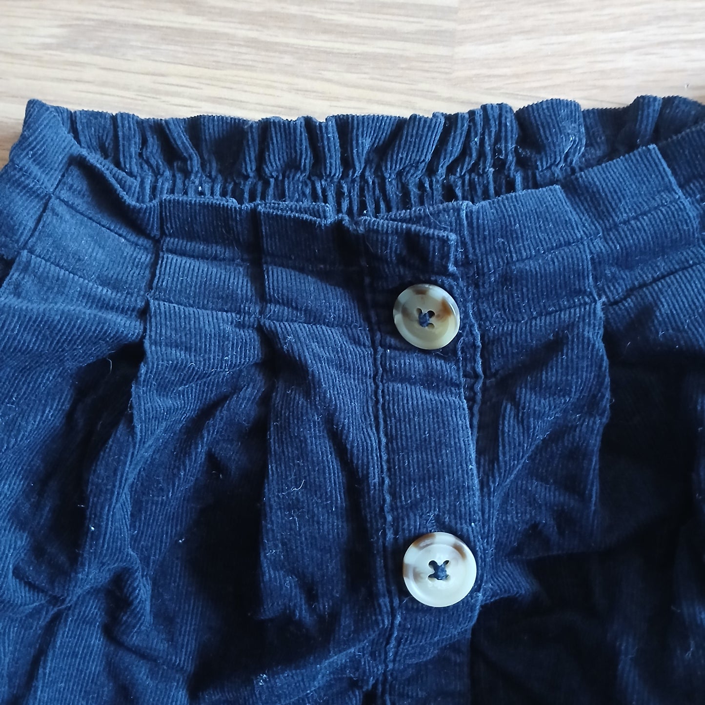 Dunnes Navy Skirt Age 8