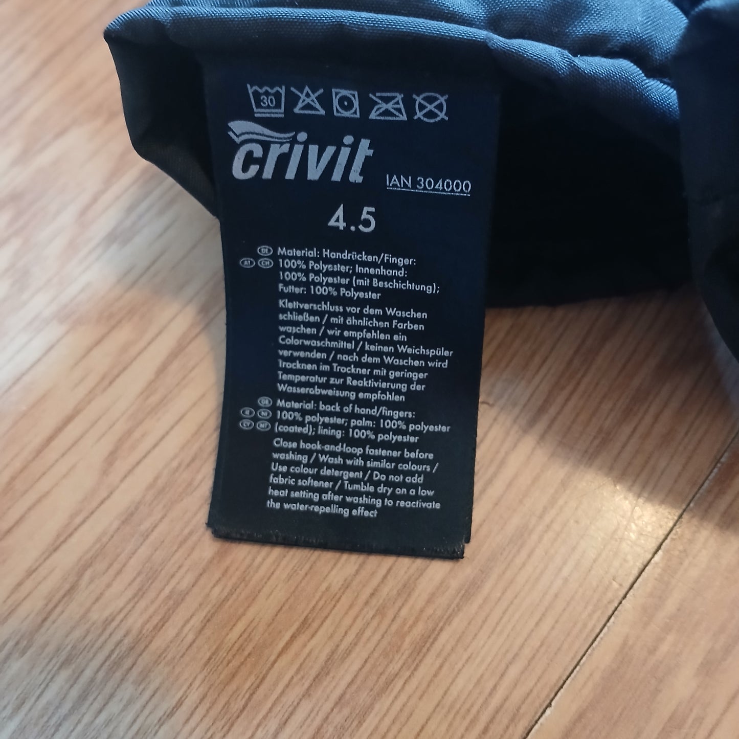 Crivit Snow Gloves Size 4.5 (age 7)
