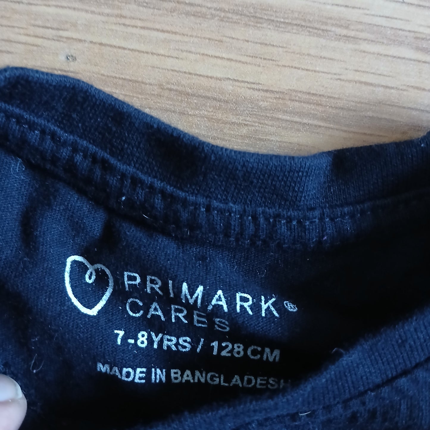 Primark Penneys Pineapple Skulls T-Shirt Age 7-8