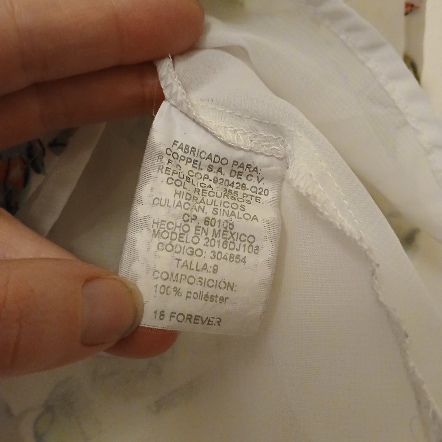 Forever 18 Floral Top Approx Size M