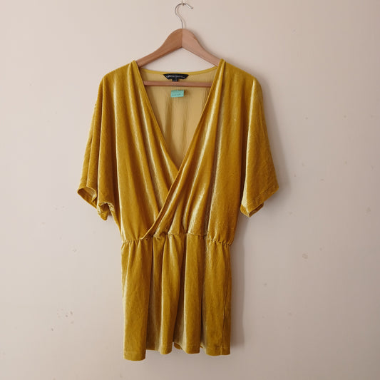 Capsule Velvet-Feel Mustard Yellow Top Size 16