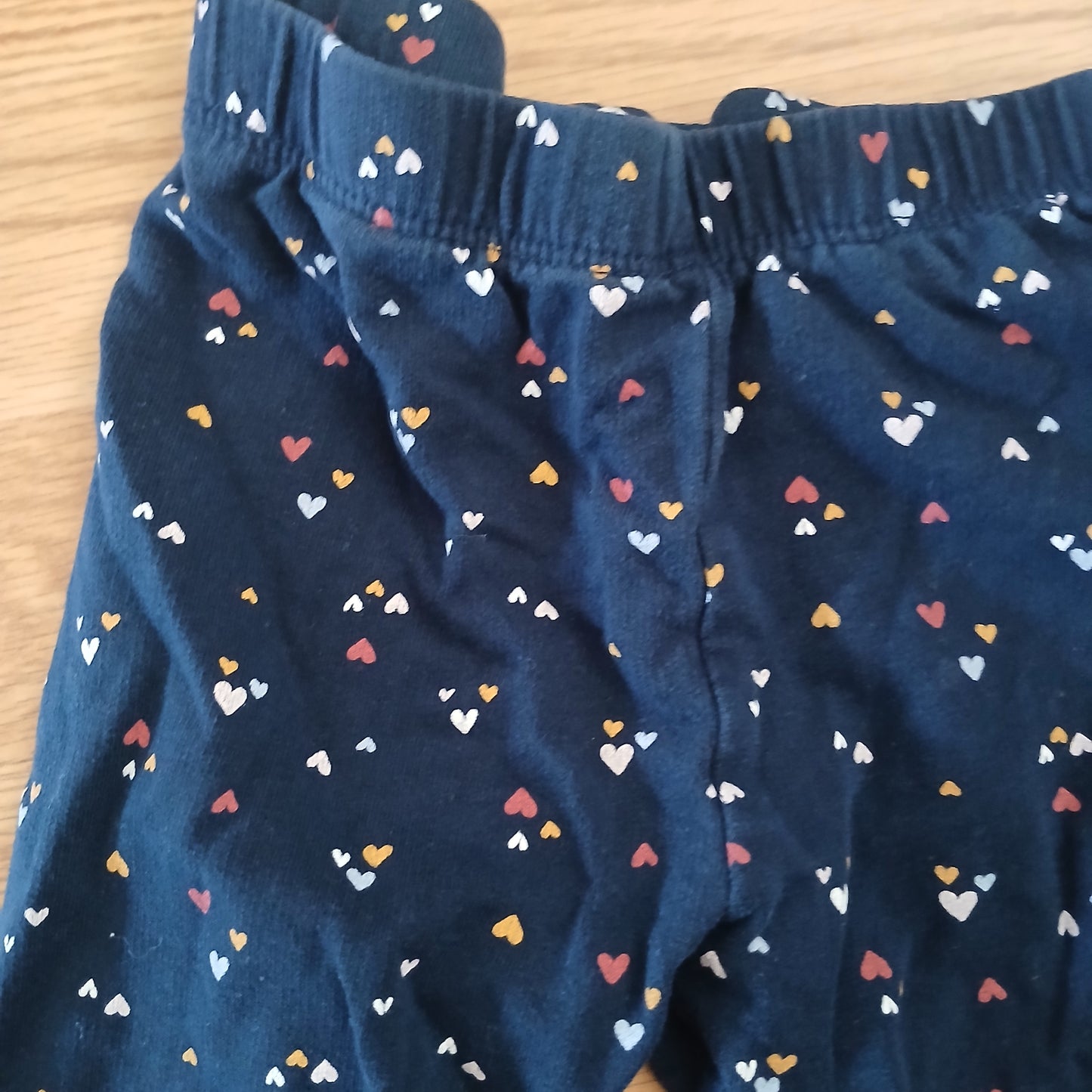 H&M Hearts Leggings Age 12-18 months