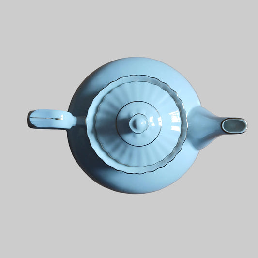 Chodziez White and Gold Teapot