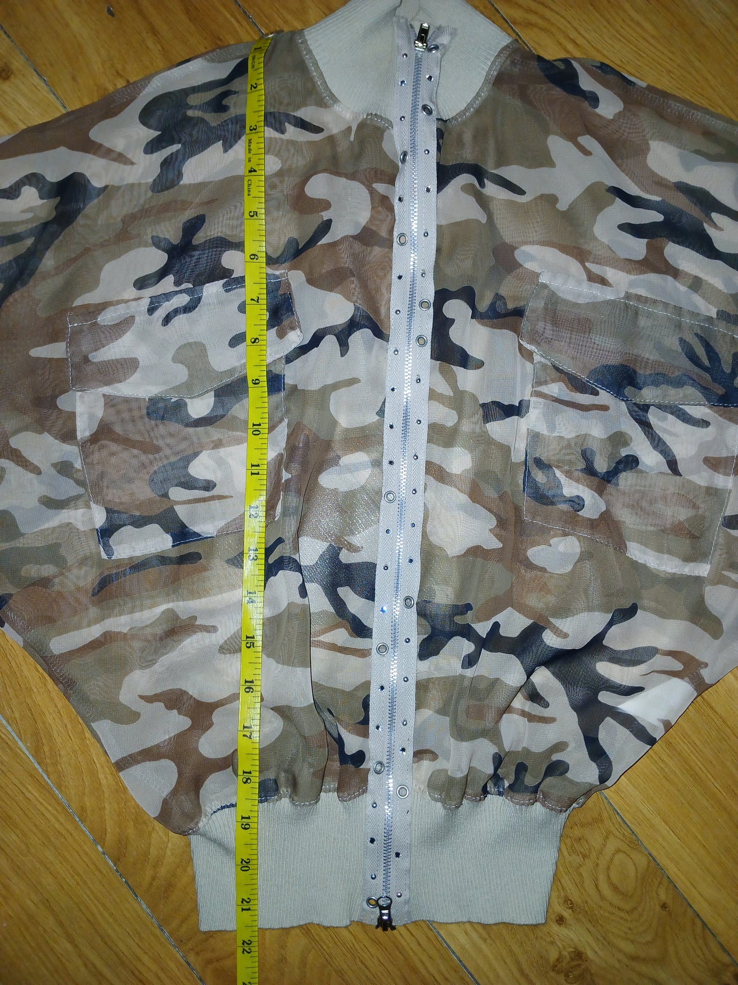 New Park Camo Zip-up Top Size Small Approx