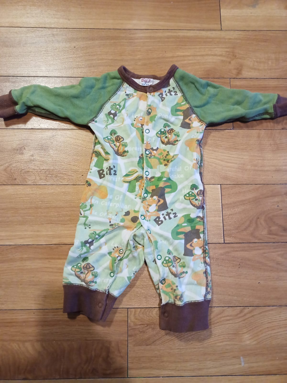 Bit'z Brand Onesie Babygrow Size 12 months