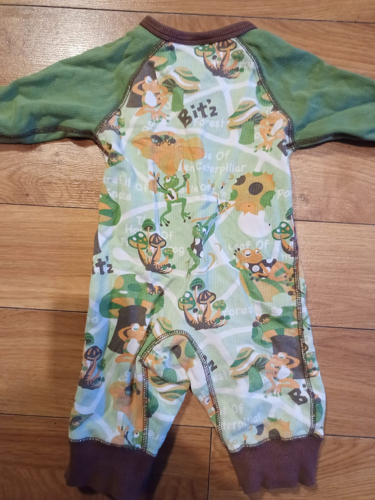 Bit'z Brand Onesie Babygrow Size 12 months