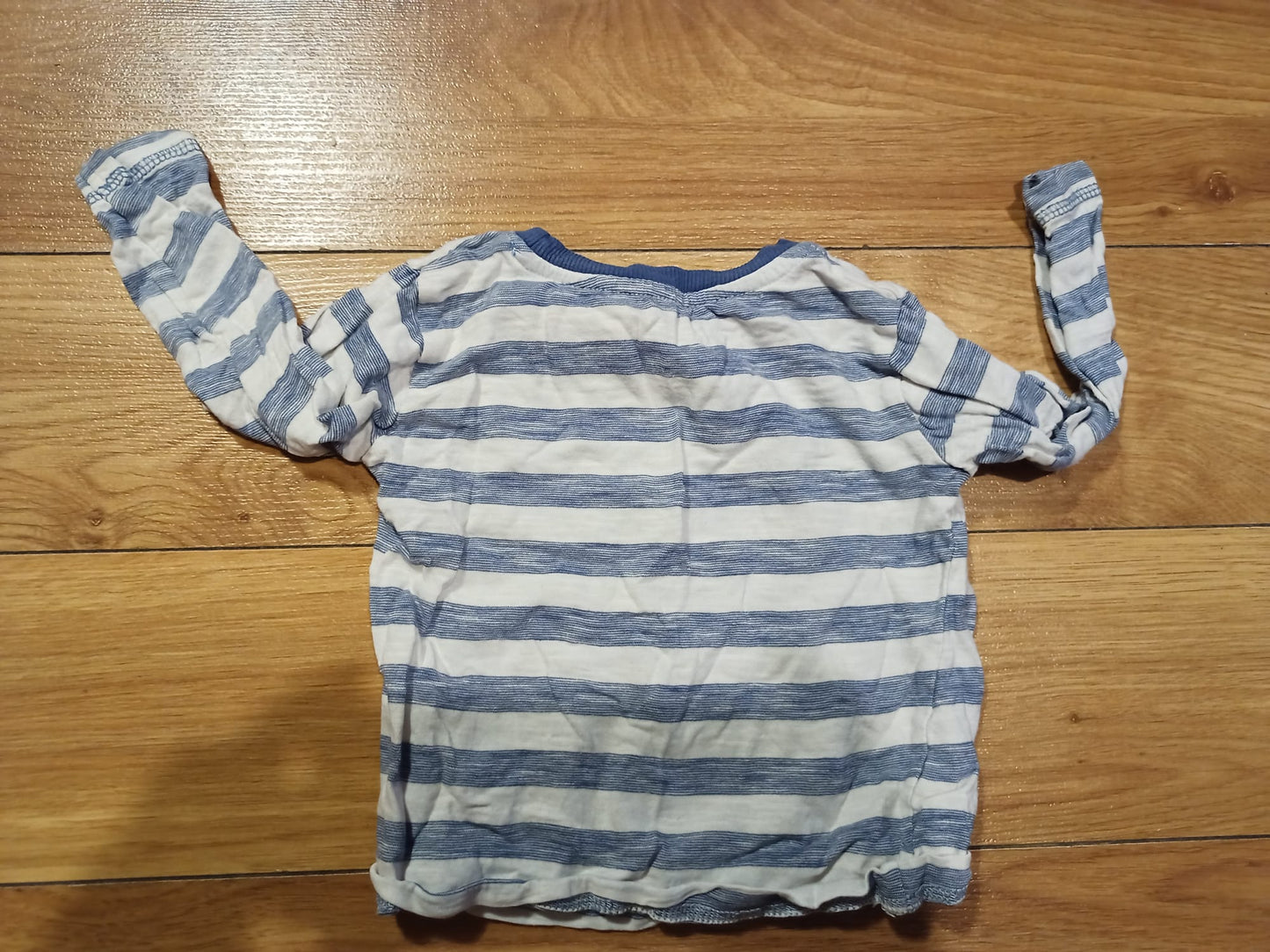 Dunnes Stripy T-Shirt Age 9-12 Months