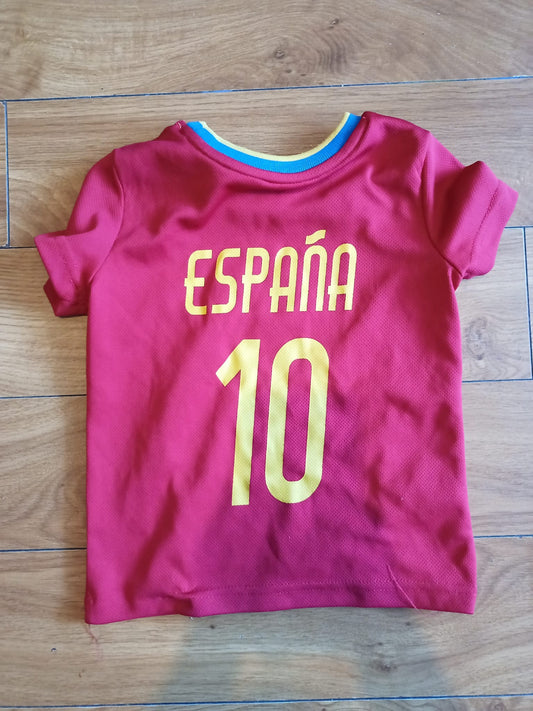 Spain Espana T-shirt Dunnes Age 4