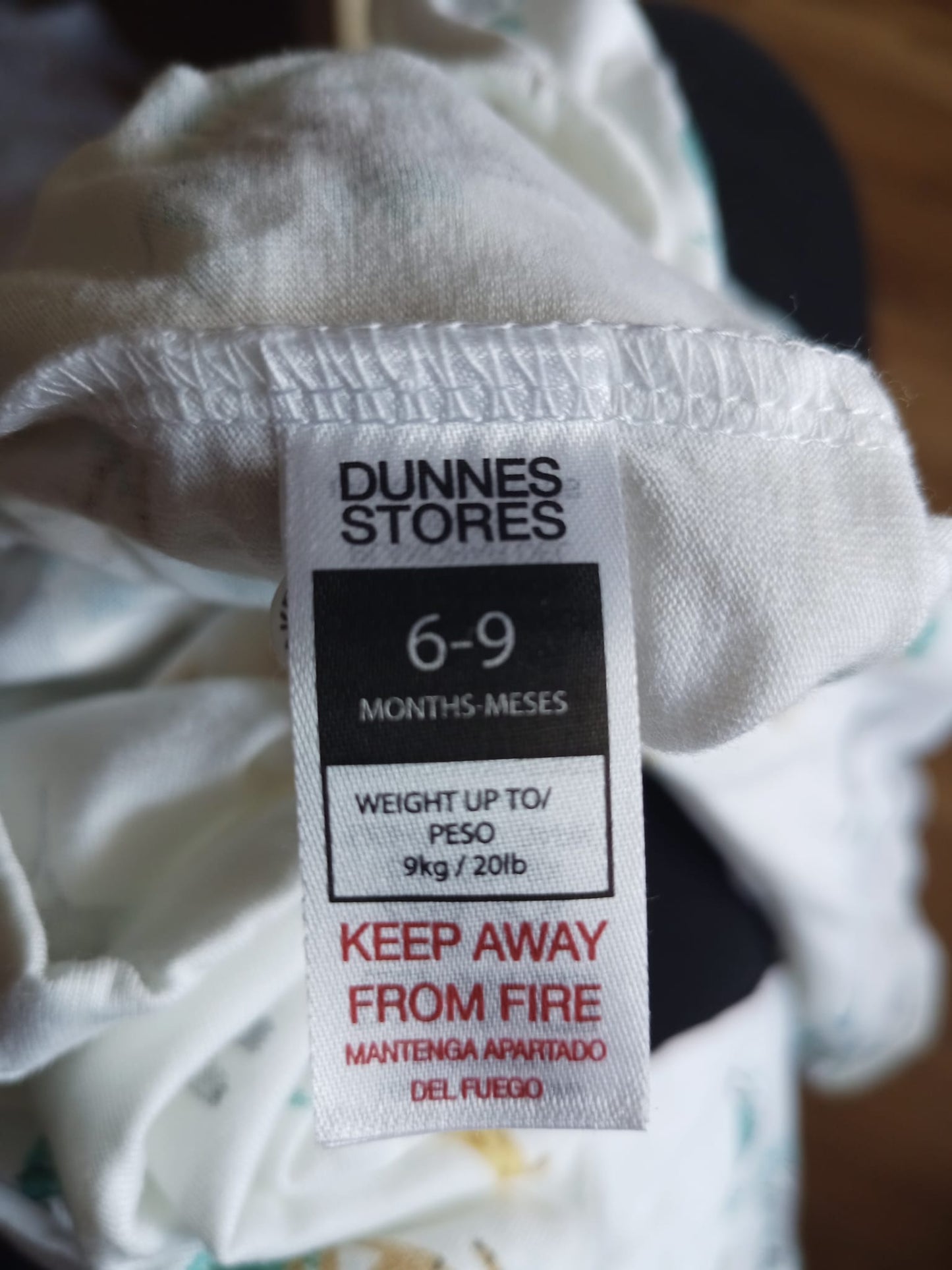 Dunnes New Babygrow Sleepsuit with Matching Hat Age 6-9 months