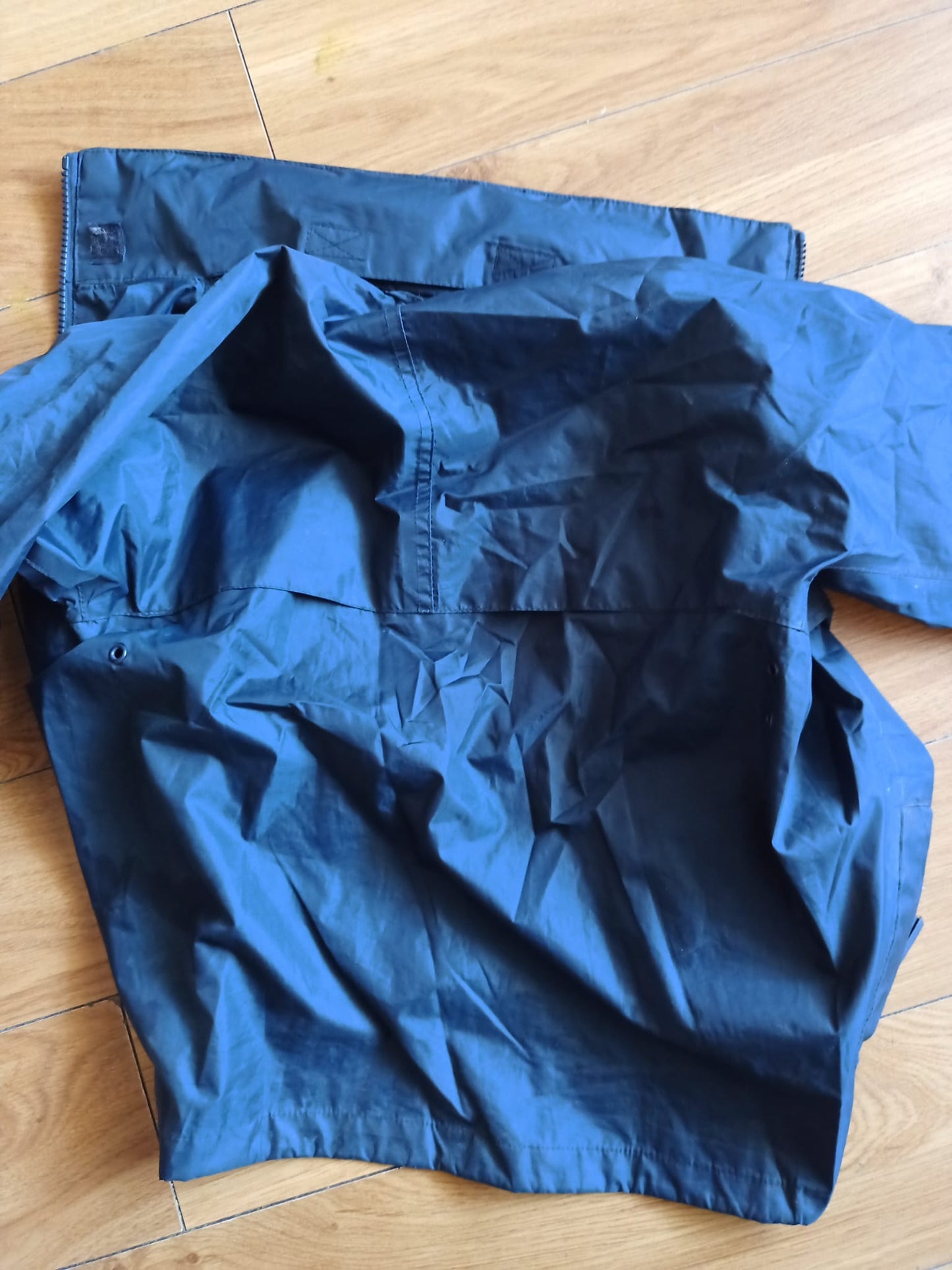 Target Dry Anorak Raincoat with Hood Age 3-4