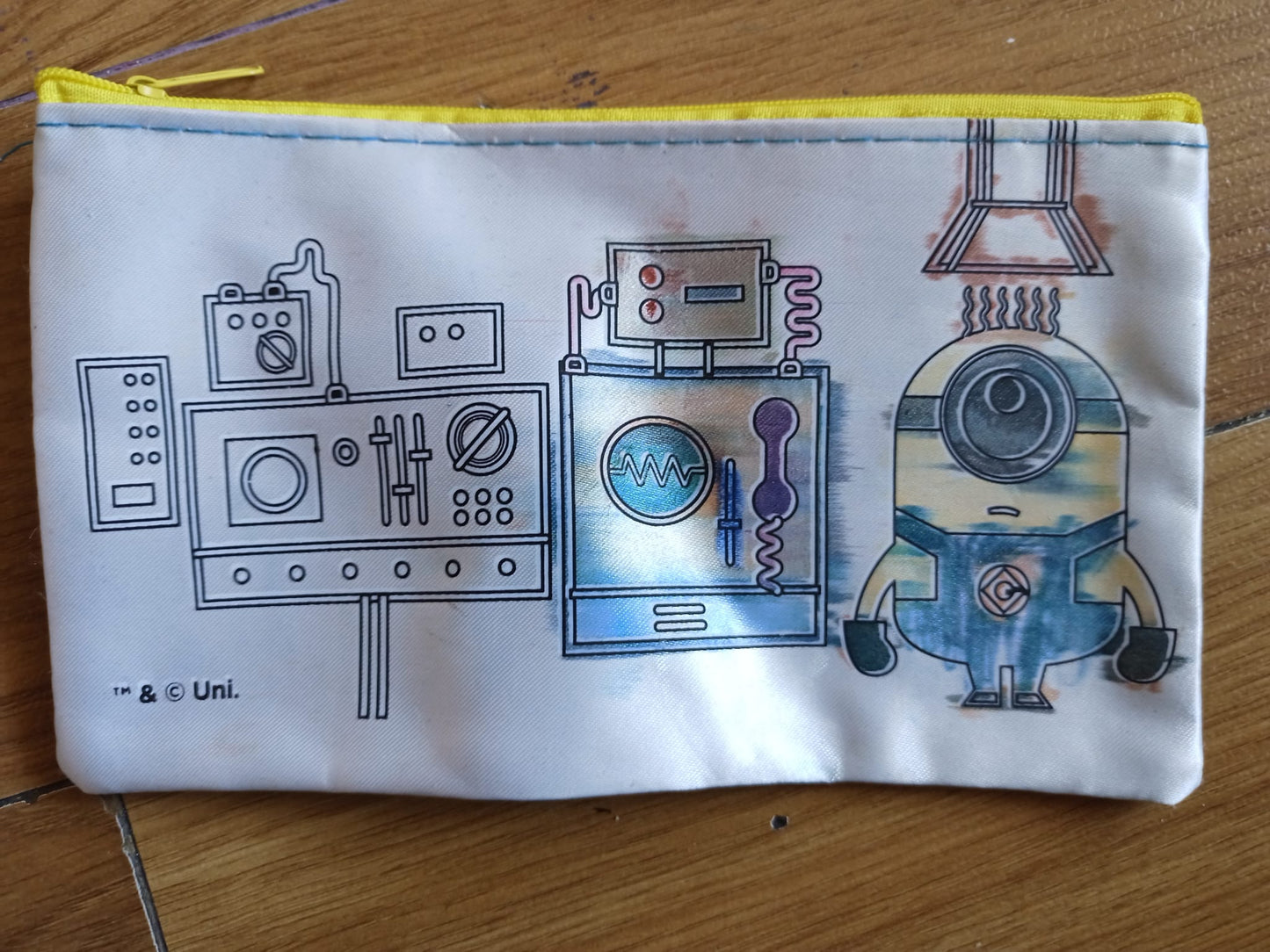 Minions Colour-In Pencil Case