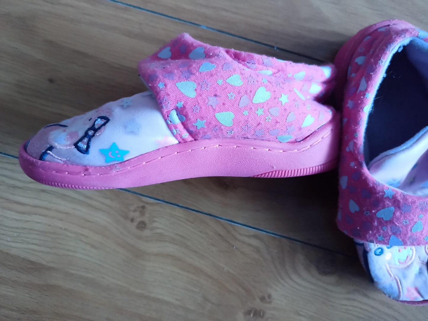 Peppa Pig Slippers Size 8/9