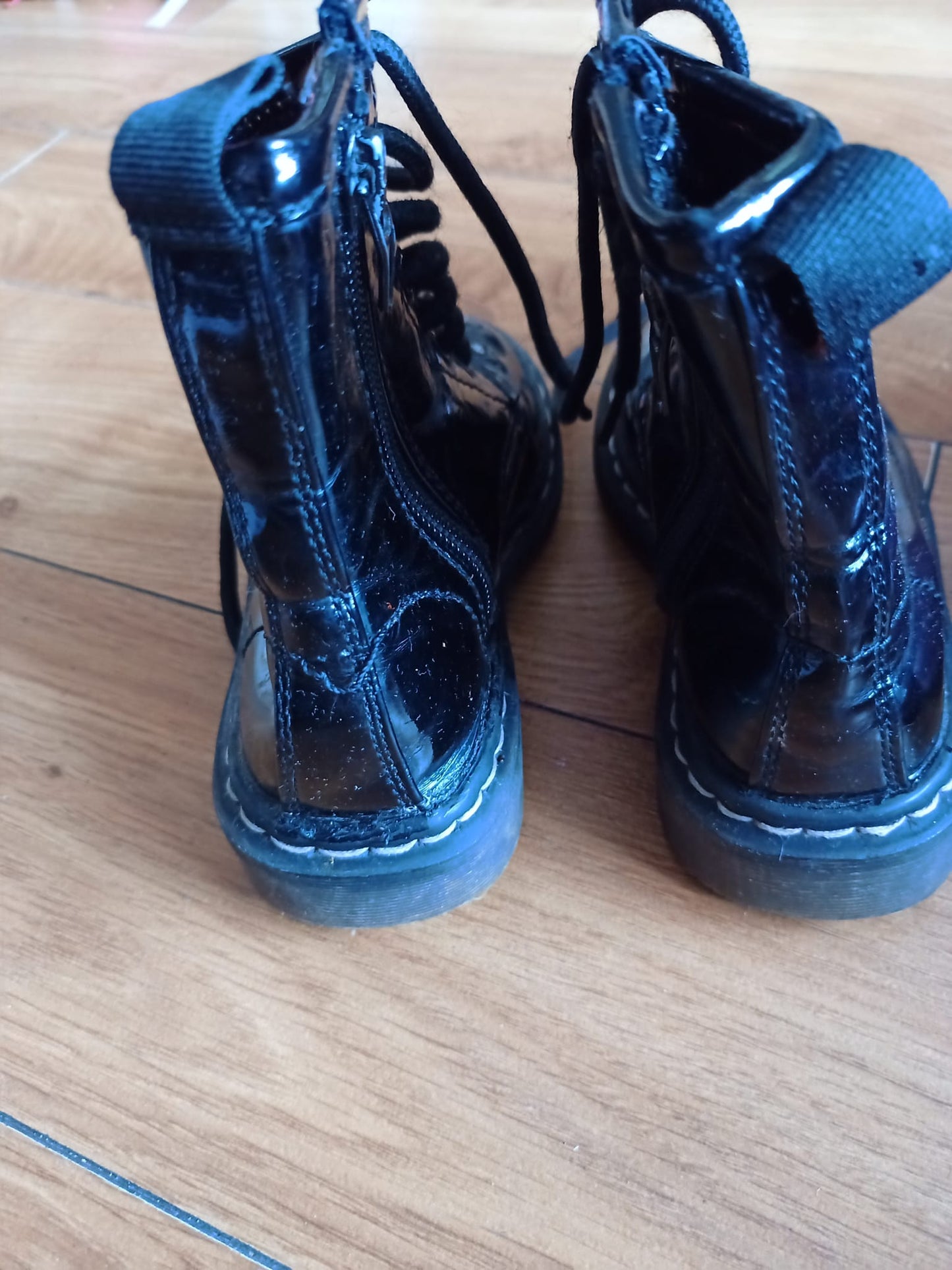 Kids Black Boots Size 8