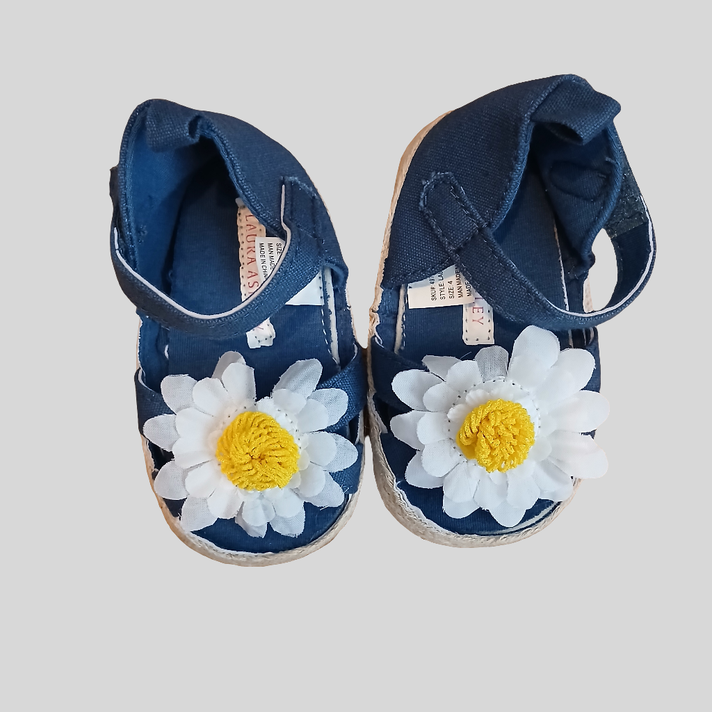 Laura Ashley Baby Sandals Size 4