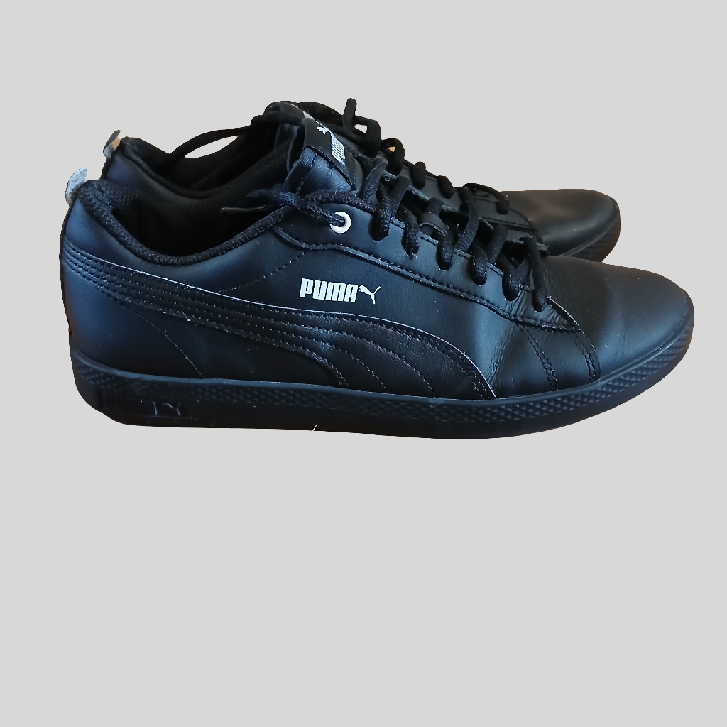 Puma Smash Black Runners Trainers Size 7