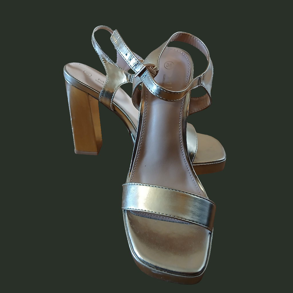 "MIA" Gold Metallic High Heeled Shoes Size 3/3.5 eur 36