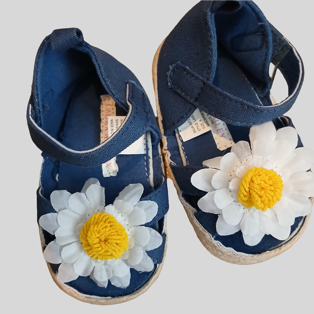 Laura Ashley Baby Sandals Size 4