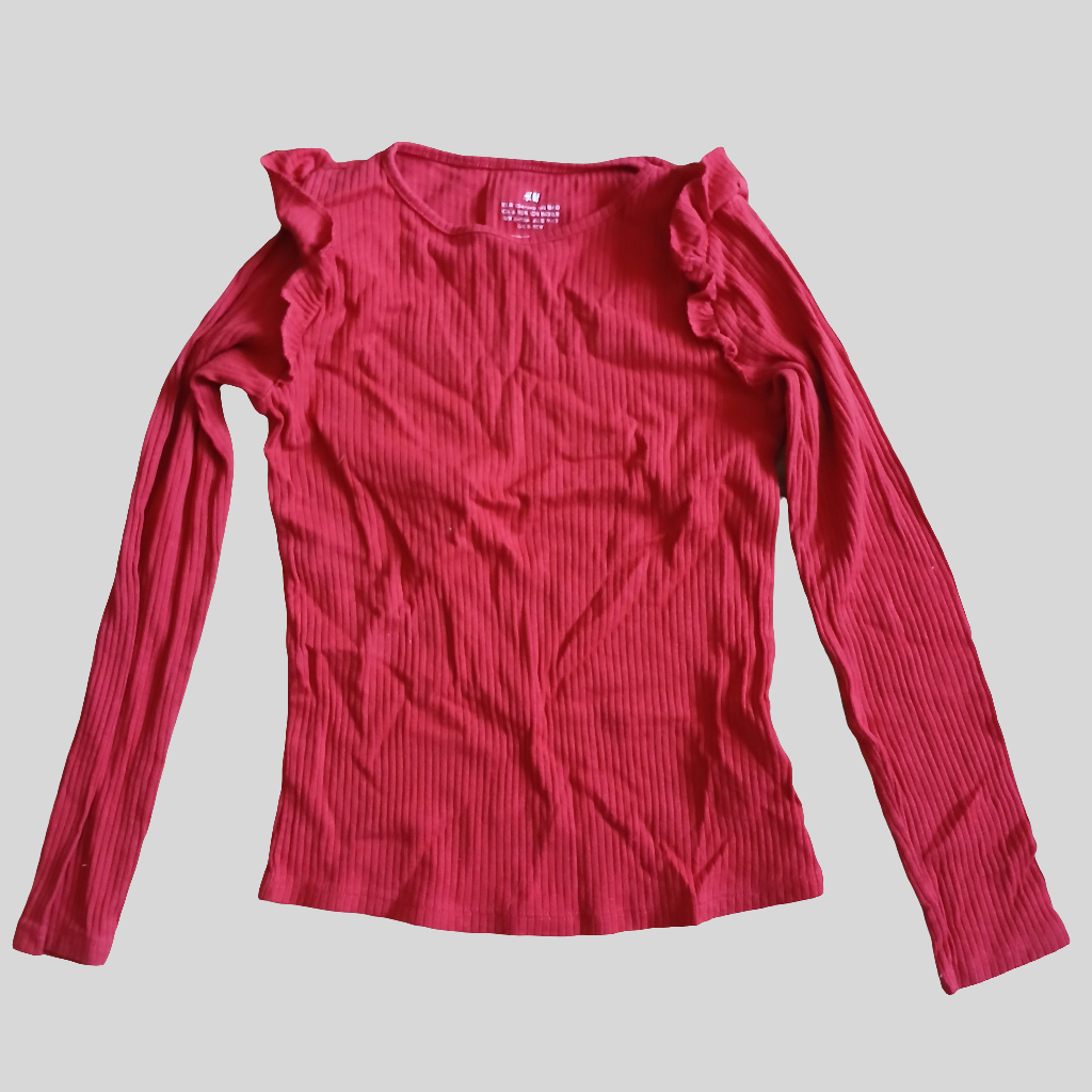 H&M Red Long-Sleeved T-Shirt Age 8-10