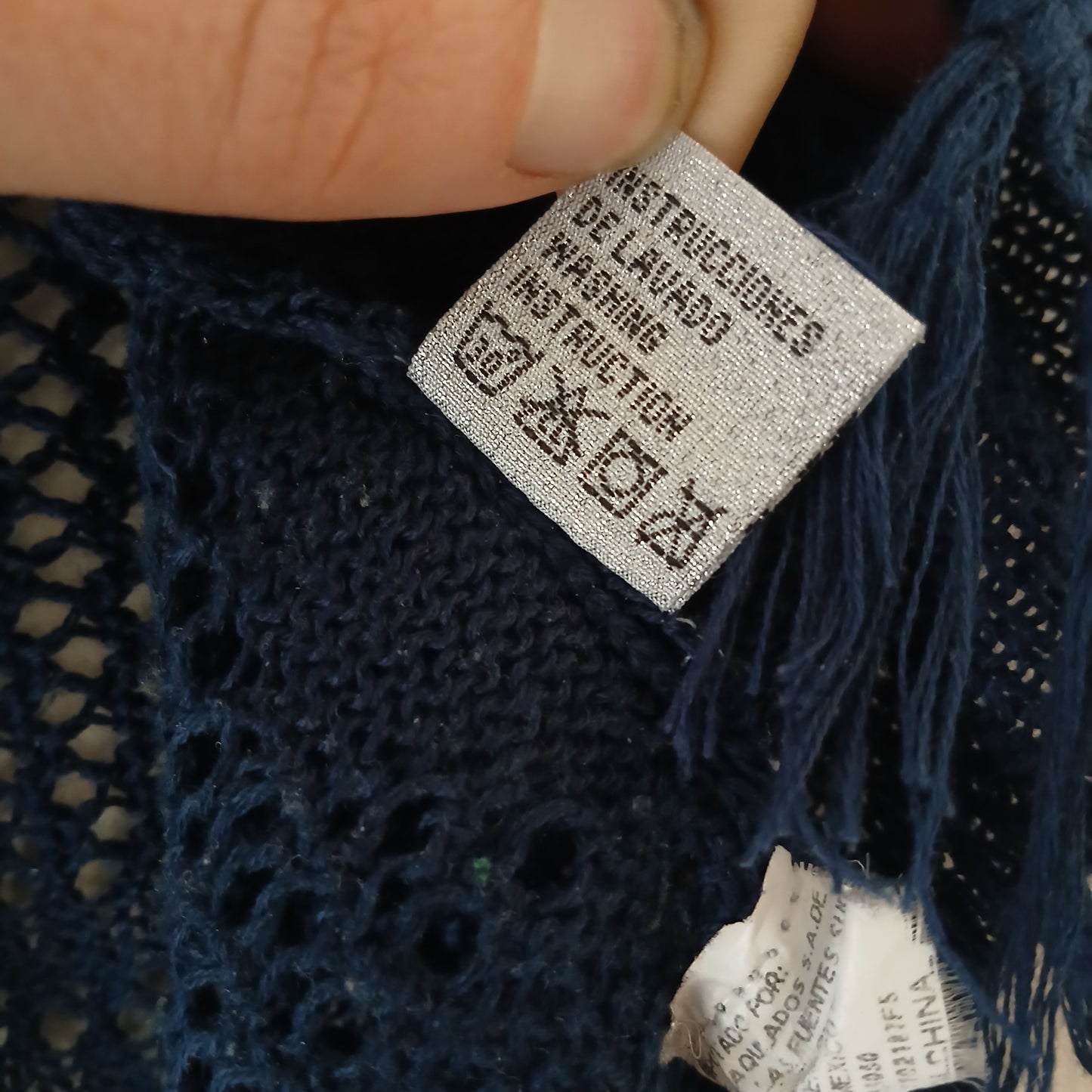 Cropped Fringe Top Size XL