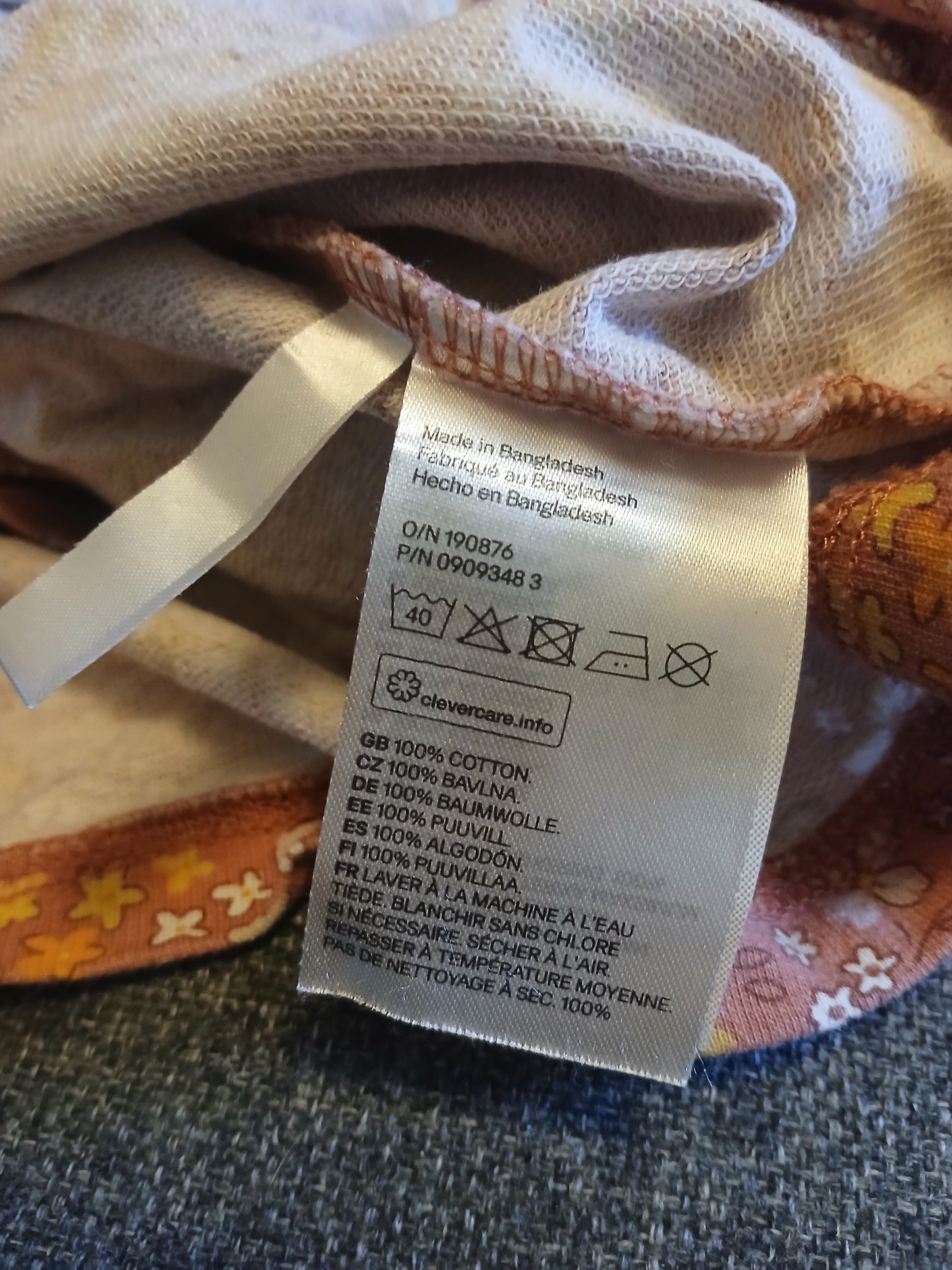 H&M Floral Lightweight Sweatshirt Age 6-8