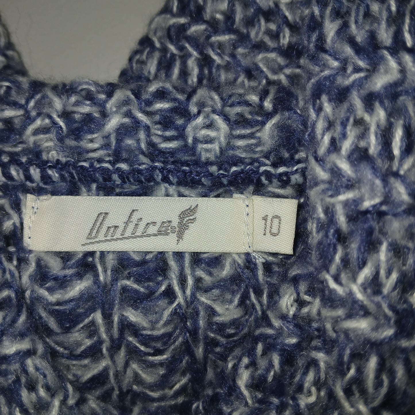 Onfire Jumper Size 10