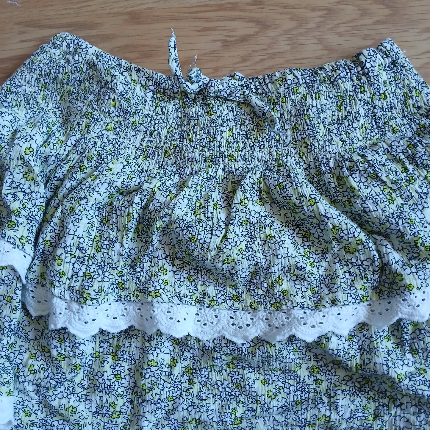M&S Floral Skirt Age 8-9