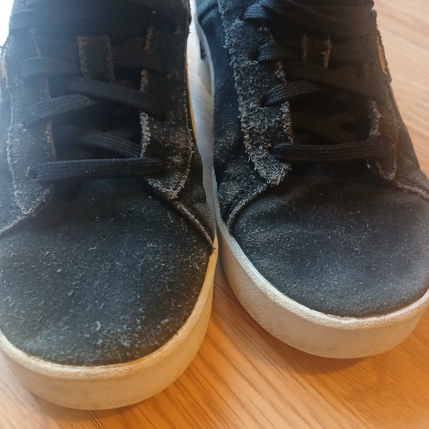 Puma Black Trainers Runners Size UK 13 EU 32