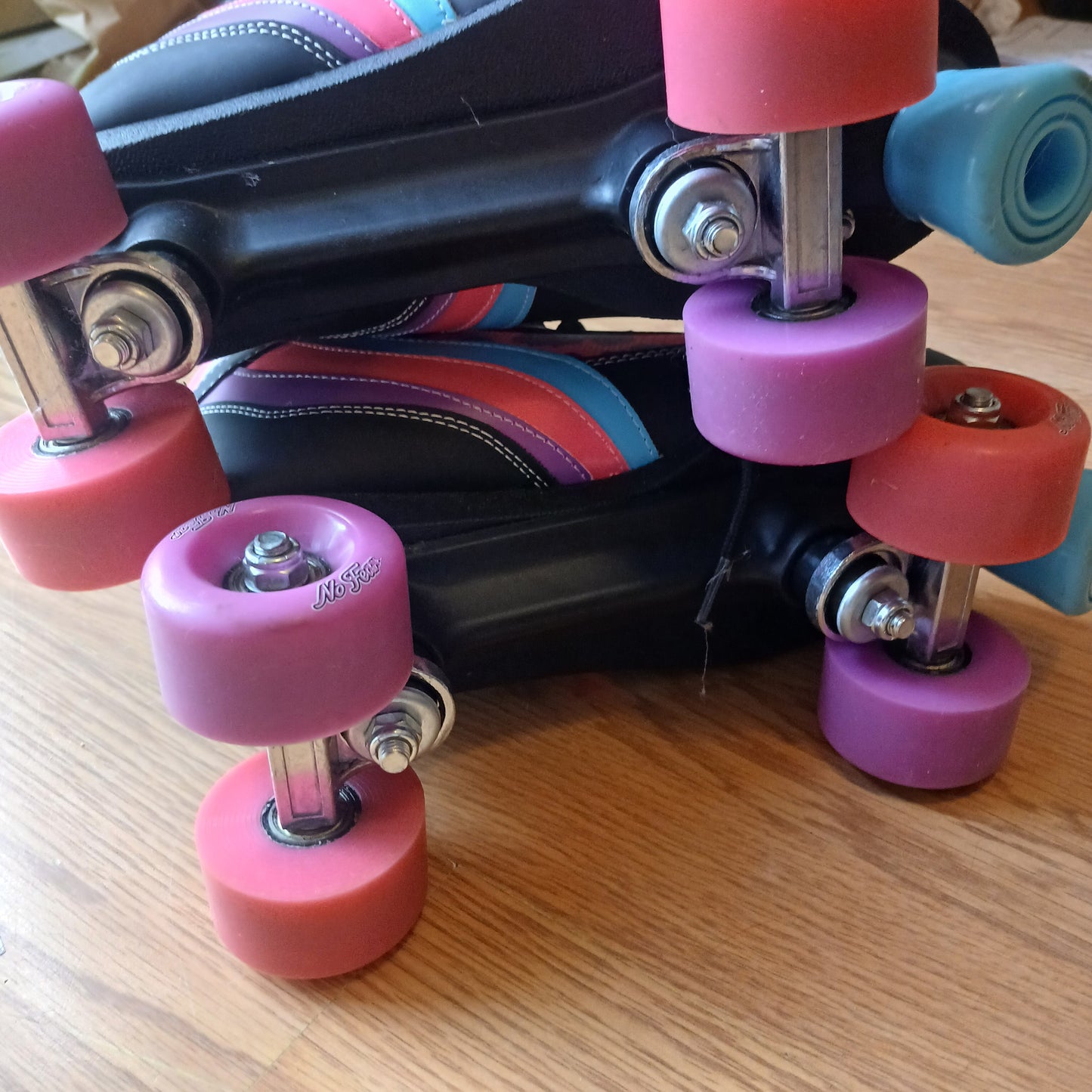 No Fear Adult Roller Skates Size 7