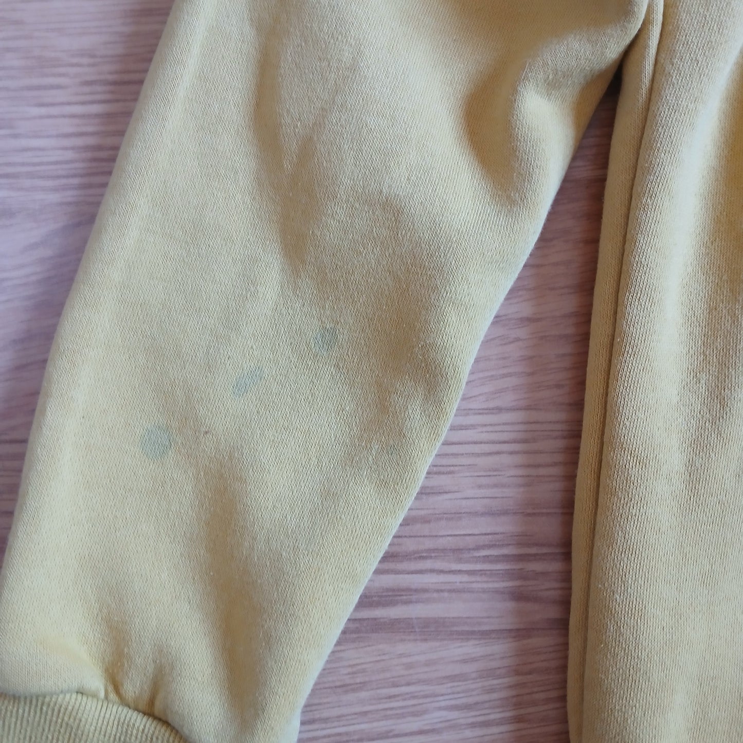 Dunnes Yellow California Jumper Age 10-11