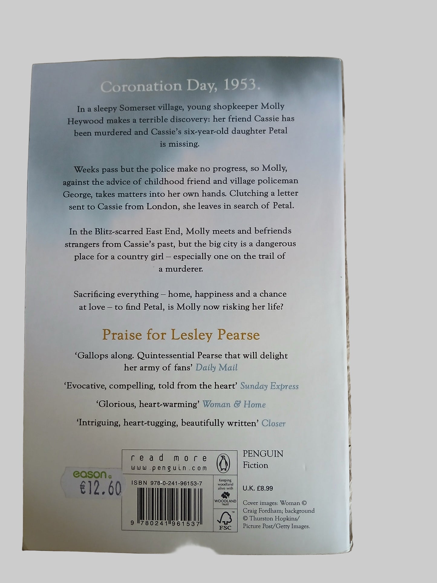 Without a Trace by Lesley Pearse