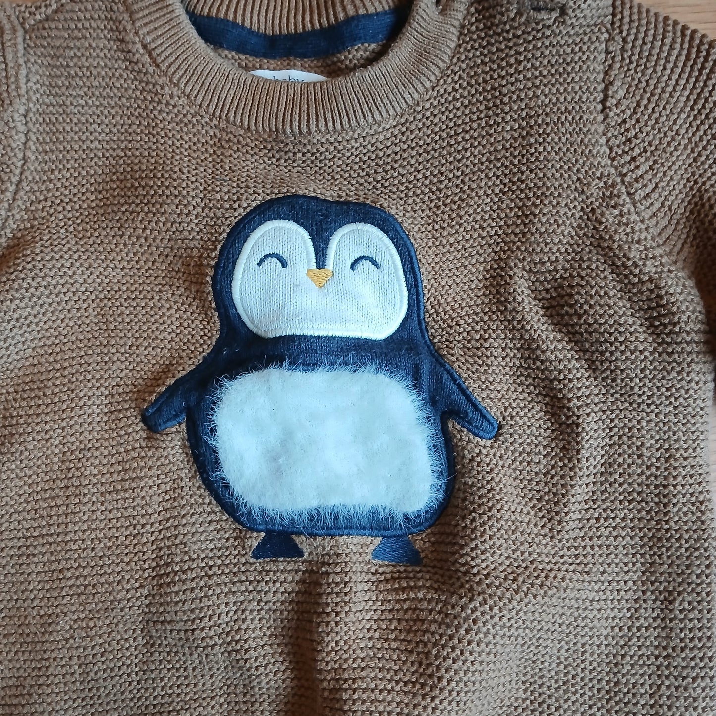 C&A Penguin Jumper Age 9-12 months