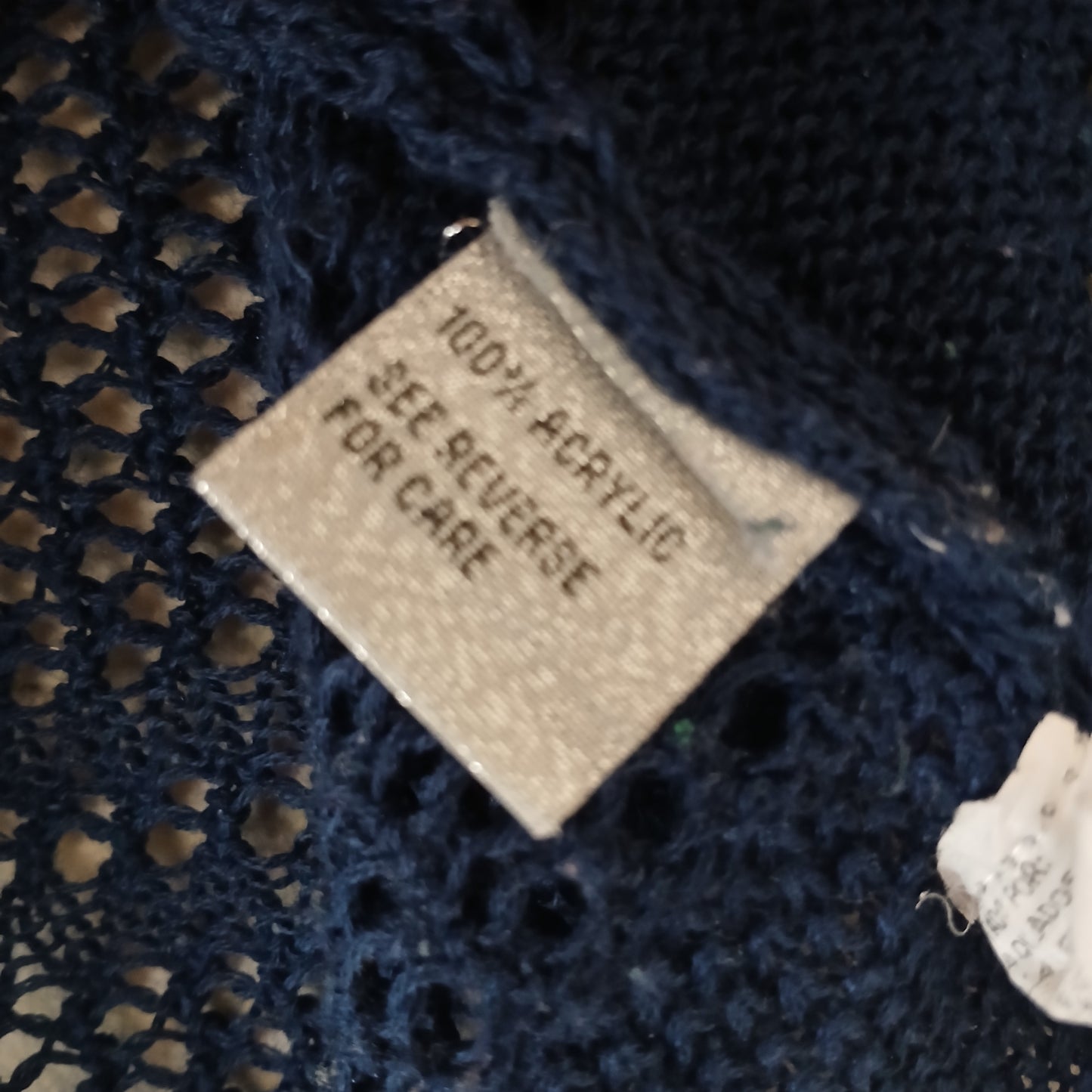 Cropped Fringe Top Size XL