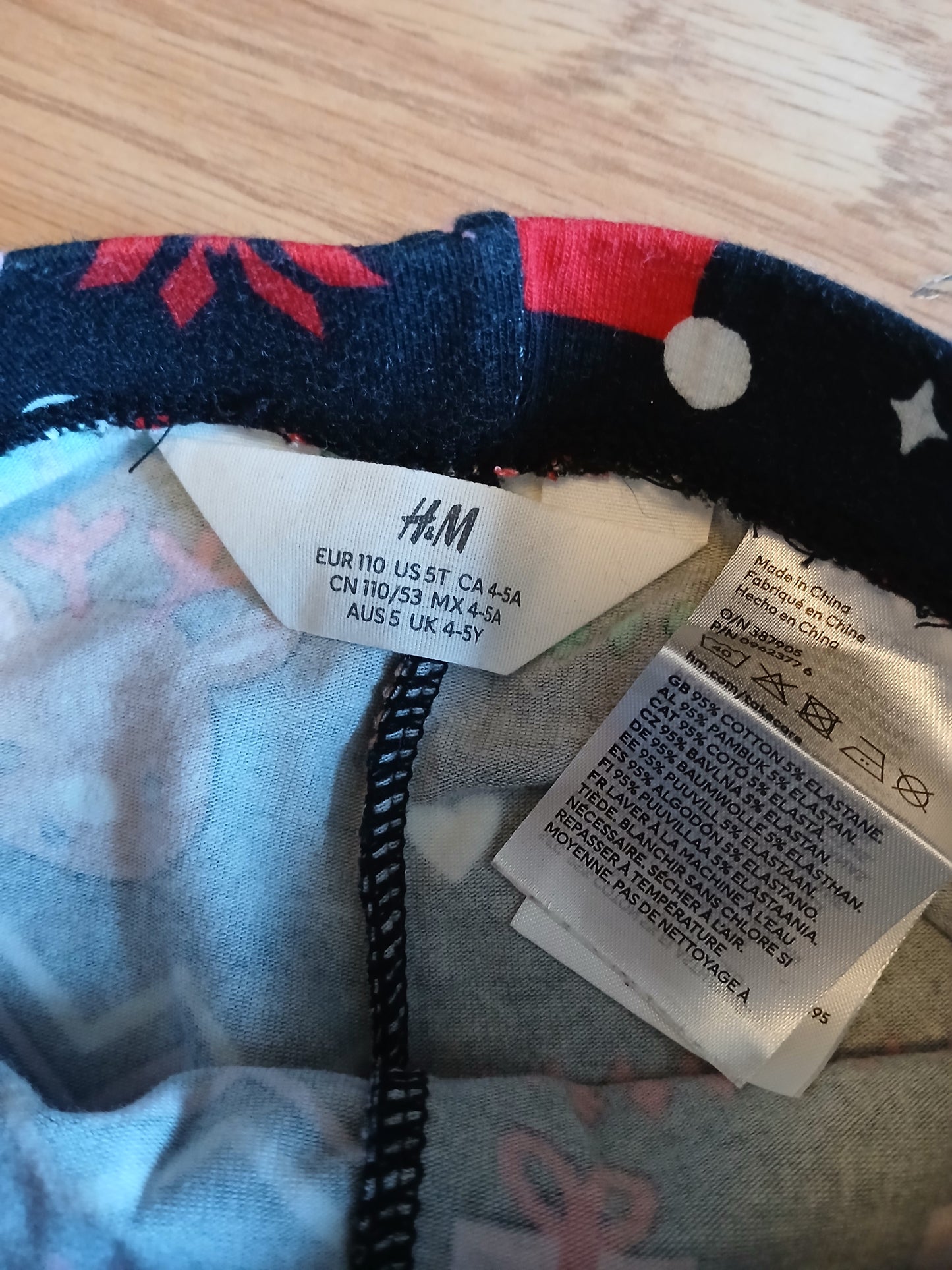 H&M Christmas Leggings Age 4-5