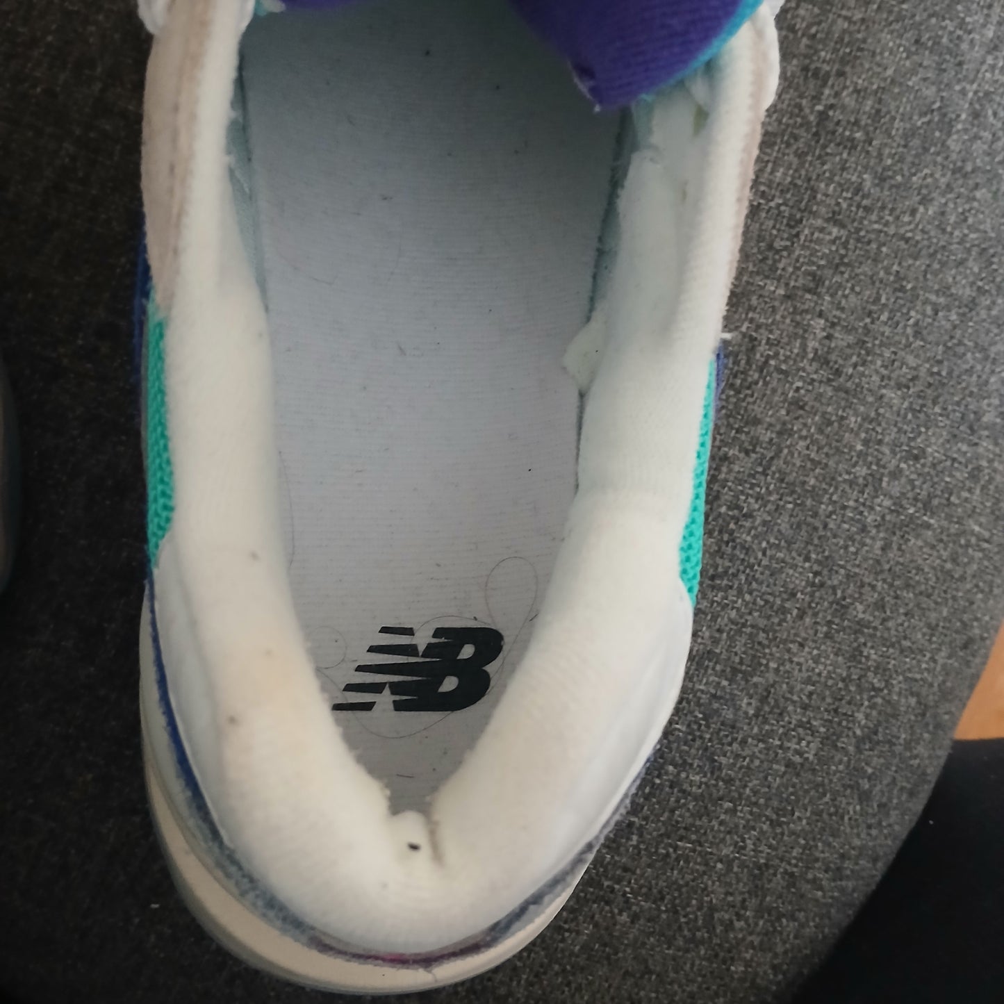 New Balance 57/40 Astral Glow Size 6/7